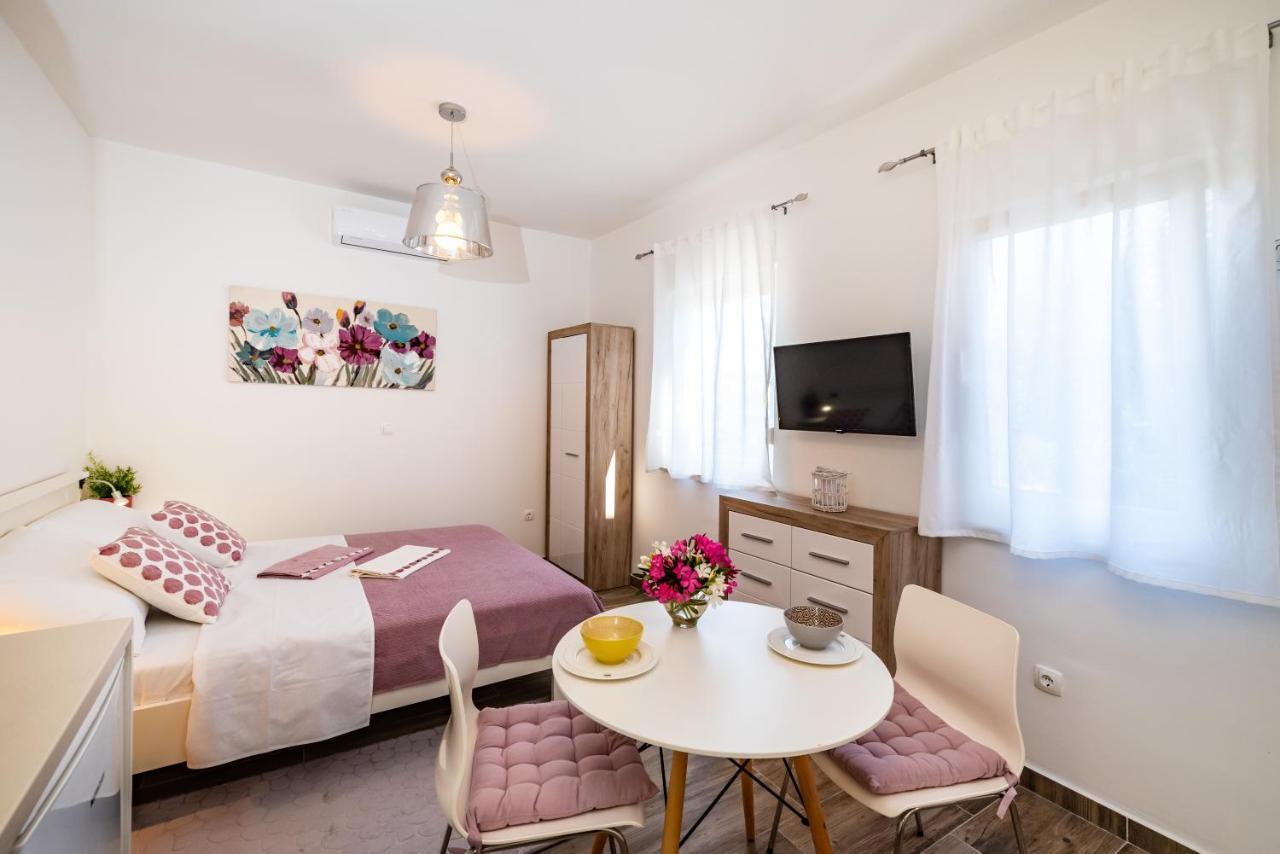 Studio Apartment Gina Zadar Exterior foto